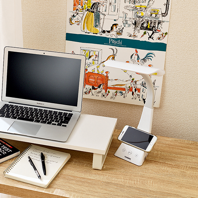 コンセント付きのLEDスタンドライト コンセント付きのLEDスタンドライト